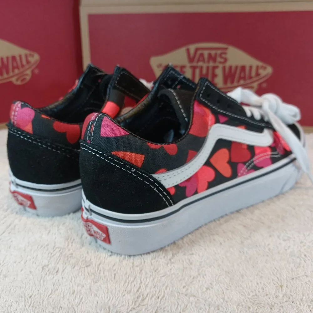 Vans Men's 4.5 Women's 6 Old Skool Valentines Hearts VN0A3WKT4RZ